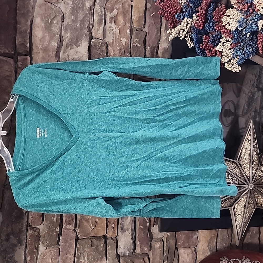 Mossimo V-Neck Long Sleeve Tee sz XL